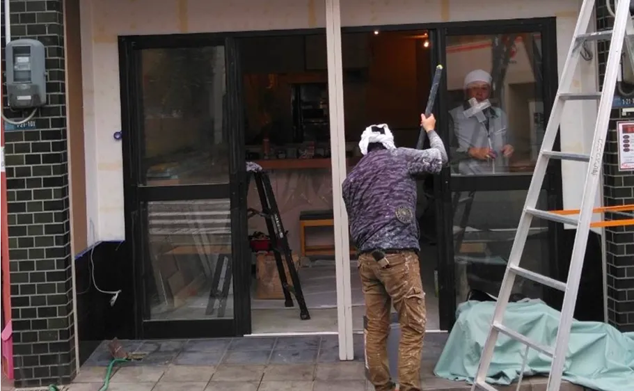 株式会社　Re-空間