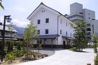 なぜ寄附を募るのか