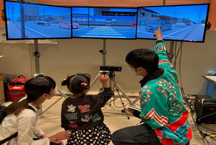 五泉市「まなぼうさい＆消防フェアはたらく車大集合！」に出展しました