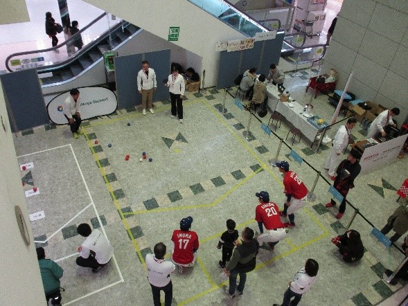 鈴鹿市　「障がい者の就労マルシェ」にてボッチャ体験会を開催しました